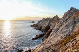 pointe-du-raz-fin-de-journee-4-photo-©-M.-Colin